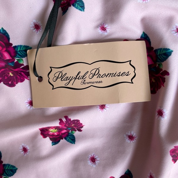 🌹 Playful Promises Floral Ruffle Swimsuit - Picture 6 of 9